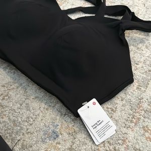 Lululemon energy high support sports bra. NWT. Size 38DD